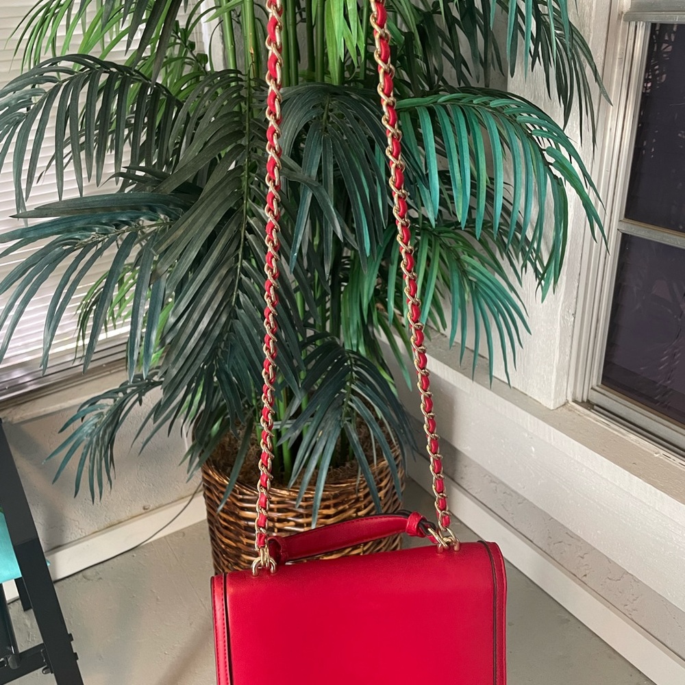 Small red crossbody hand bag - Picture 6 of 6